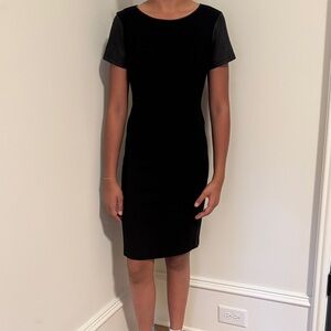 Theory Black Short Sleeve Midi Dress